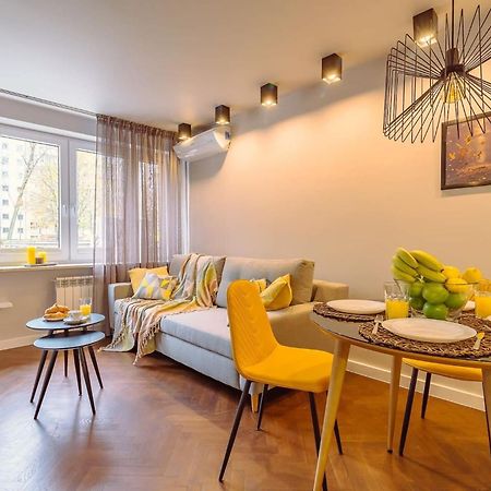 Bruna 2 - Charming Apartment By Noclegi Renters Varšava Exteriér fotografie
